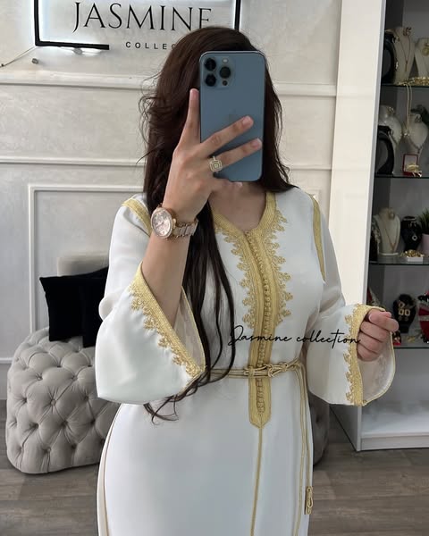 قفطان لينا